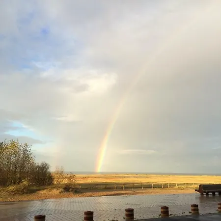 Residentie Mariposa アパート